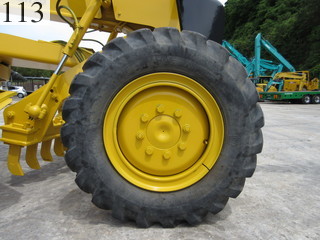 中古建設機械 中古 コマツ KOMATSU モーターグレーダー アーティキュレート式 GD355A-3