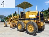 中古建設機械 中古 コマツ KOMATSU モーターグレーダー アーティキュレート式 GD405A-2