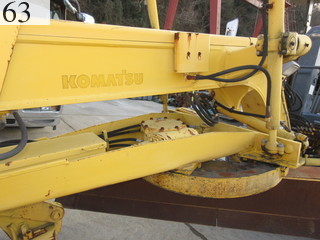 中古建設機械 中古 コマツ KOMATSU モーターグレーダー アーティキュレート式 GD405A-3