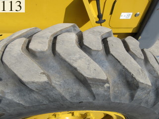 中古建設機械 中古 コマツ KOMATSU モーターグレーダー アーティキュレート式 GD405A-3