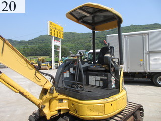 中古建設機械 中古 コマツ KOMATSU 油圧ショベル・バックホー ０．１立米以下 PC30MR-2