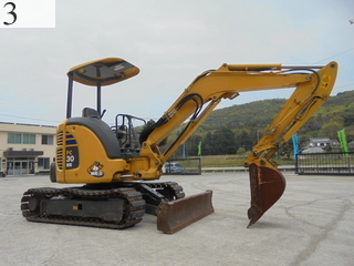 中古建設機械 中古 コマツ KOMATSU 油圧ショベル・バックホー ０．１立米以下 PC30MR-3