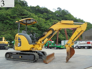 中古建設機械 中古 コマツ KOMATSU 油圧ショベル・バックホー ０．１立米以下 PC30MR-3