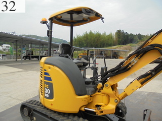 中古建設機械 中古 コマツ KOMATSU 油圧ショベル・バックホー ０．１立米以下 PC30MR-3