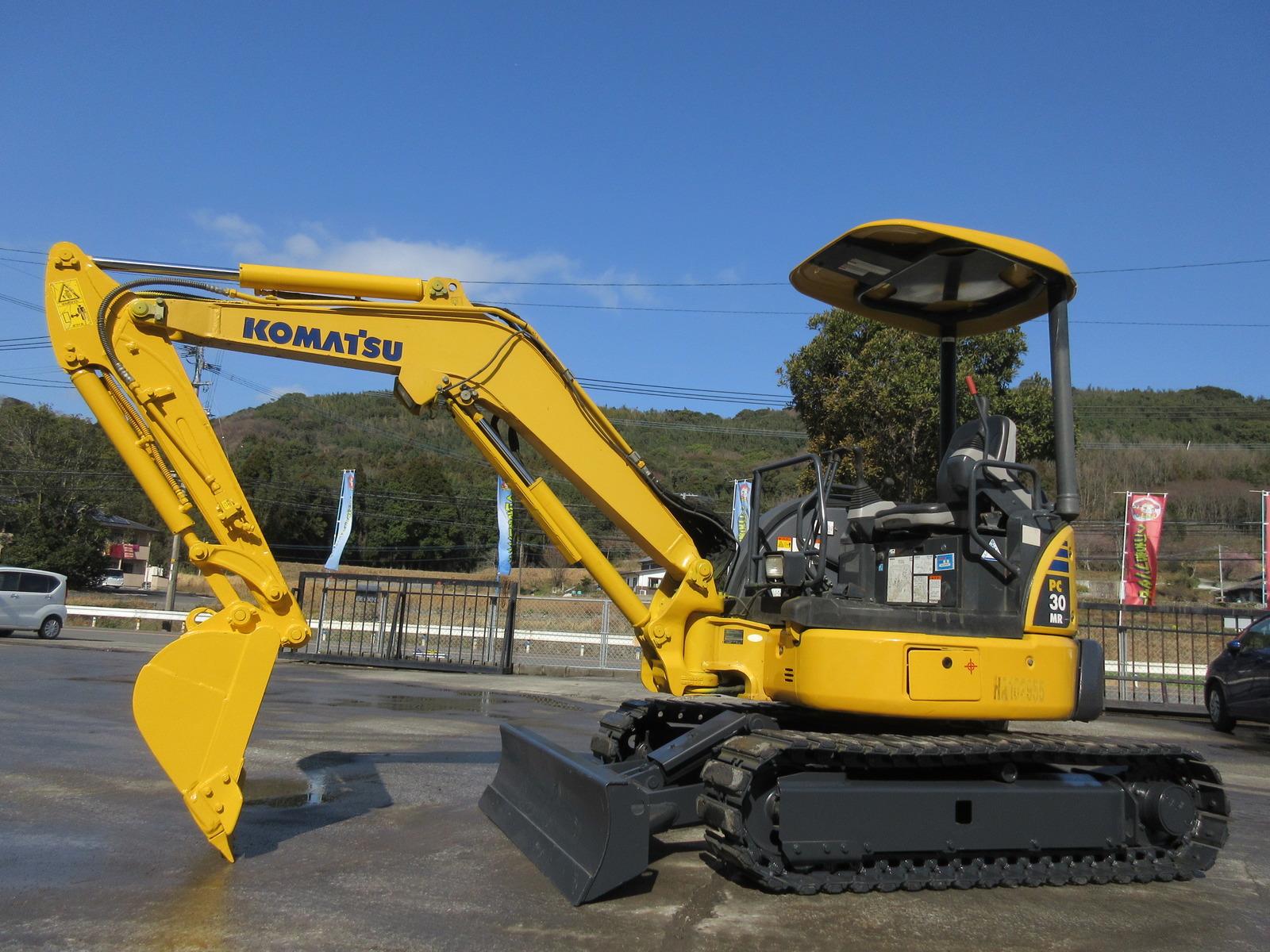 中古建設機械 中古 コマツ KOMATSU 油圧ショベル・バックホー ０．１立米以下 PC30MR-3