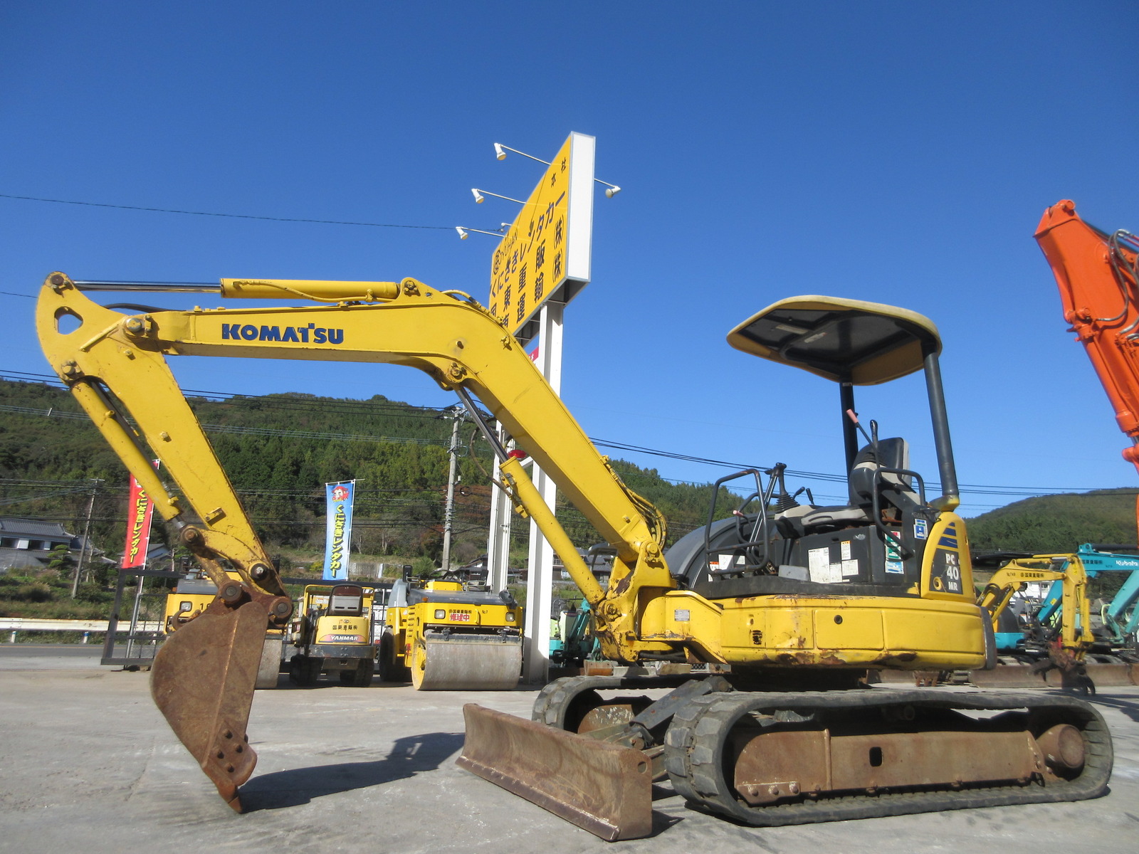 Used Construction Machine Used KOMATSU KOMATSU Excavator 0.2-0.3m3 PC40MR-2