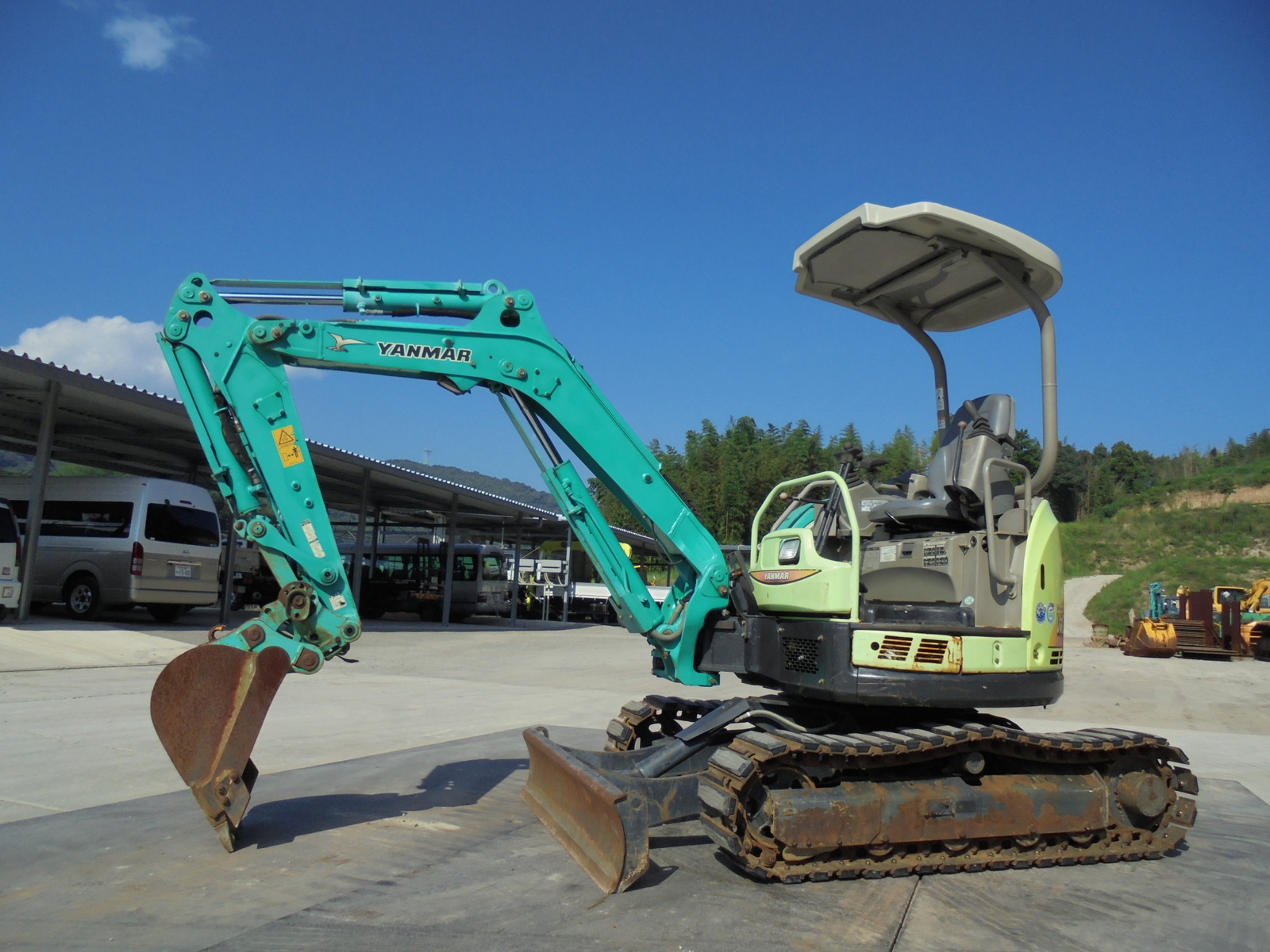 中古建設機械 中古 ヤンマーディーゼル YANMAR 油圧ショベル・バックホー ０．１立米以下 ViO27-5