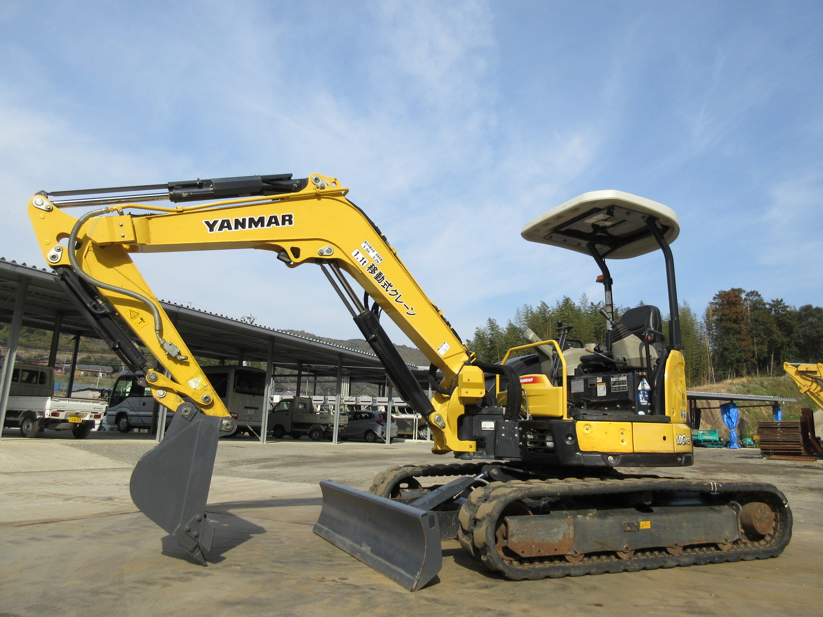 中古建設機械 中古 ヤンマーディーゼル YANMAR 油圧ショベル・バックホー ０．２－０．３立米 ViO45-6