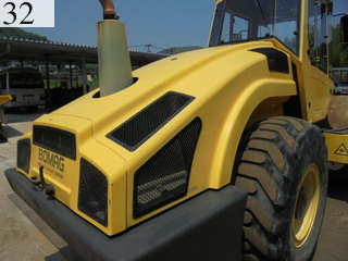 中古建設機械 中古 ボーマク BOMAG ローラー 土工用振動ローラー BW211D-4