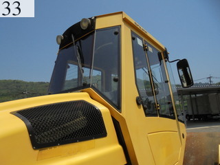 中古建設機械 中古 ボーマク BOMAG ローラー 土工用振動ローラー BW211D-4