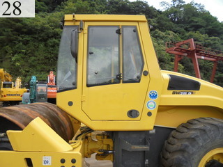 中古建設機械 中古 ボーマク BOMAG ローラー 土工用振動ローラー BW211D-4