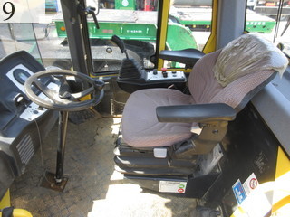 中古建設機械 中古 ボーマク BOMAG ローラー 土工用振動ローラー BW211D-4