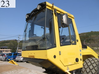 中古建設機械 中古 ボーマク BOMAG ローラー 土工用振動ローラー BW211D-4