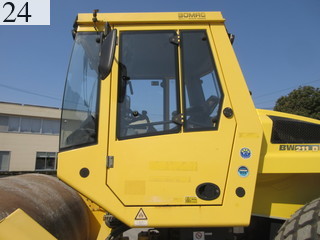 中古建設機械 中古 ボーマク BOMAG ローラー 土工用振動ローラー BW211D-4