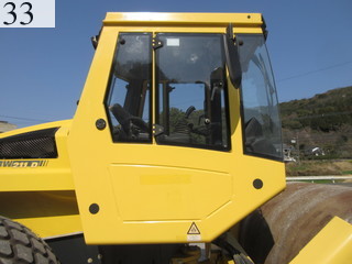 中古建設機械 中古 ボーマク BOMAG ローラー 土工用振動ローラー BW211D-4