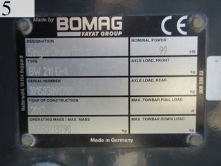 中古建設機械 中古 ボーマク BOMAG ローラー 土工用振動ローラー BW211D-4