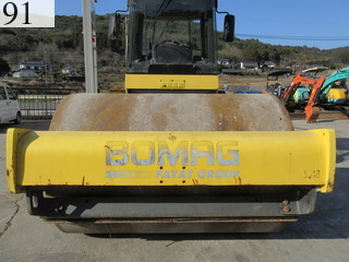 中古建設機械 中古 ボーマク BOMAG ローラー 土工用振動ローラー BW211D-4