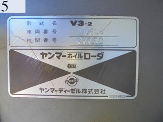 中古建設機械 中古 ヤンマーディーゼル YANMAR ホイール・ローダ １．０立米以下 V3-2