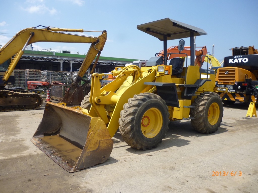 Used Construction Machine Used KOMATSU KOMATSU Wheel Loader bigger than 1.0m3 WA100-1