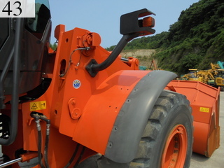 中古建設機械 中古 日立建機 HITACHI ホイール・ローダ １．０立米以上 ZW220-5B