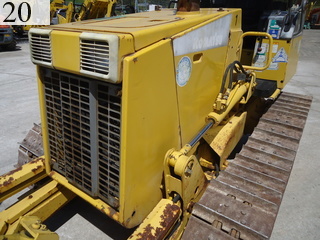 中古建設機械 中古 コマツ KOMATSU ブルドーザ  D21A-7E