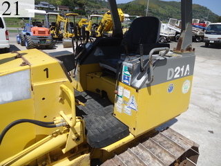 中古建設機械 中古 コマツ KOMATSU ブルドーザ  D21A-7E