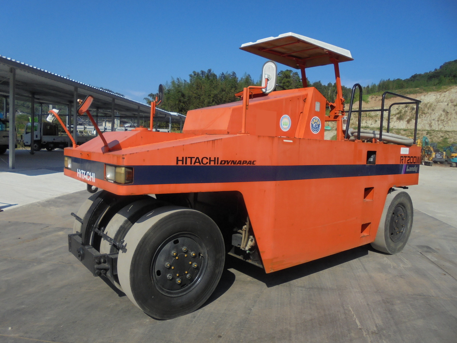 中古建設機械 中古 日立建機 HITACHI ローラー タイヤローラー RT200-c