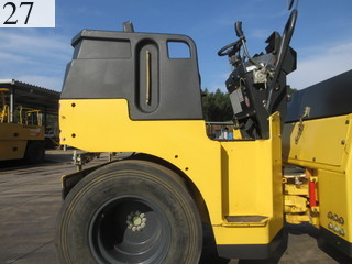 中古建設機械 中古 ボーマク BOMAG ローラー 舗装用振動ローラー BW131ACW-3