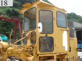 中古建設機械 中古 コマツ KOMATSU モーターグレーダー アーティキュレート式 GD31RC-3A