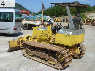 中古建設機械 中古 コマツ KOMATSU ブルドーザ  D20P-7