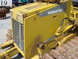 中古建設機械 中古 コマツ KOMATSU ブルドーザ  D20P-7