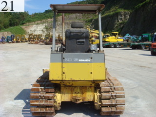 中古建設機械 中古 コマツ KOMATSU ブルドーザ  D20P-7