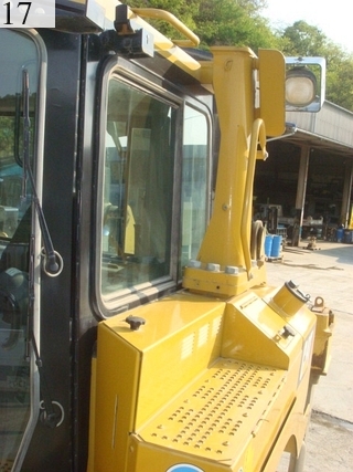 中古建設機械 中古 キャタピラージャパン CATERPILLAR JAPAN ブルドーザ  D8T