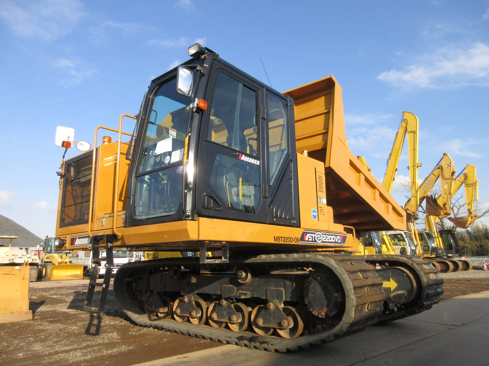 Used Construction Machine Used MOROOKA MOROOKA Crawler carrier Crawler Dump Rotating MST-2200VDR