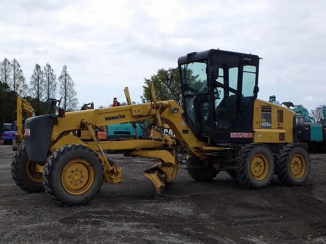 中古建設機械 中古 コマツ KOMATSU モーターグレーダー アーティキュレート式 GD405A-3