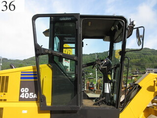 中古建設機械 中古 コマツ KOMATSU モーターグレーダー アーティキュレート式 GD405A-3E0