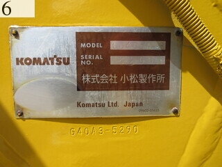 中古建設機械 中古 コマツ KOMATSU モーターグレーダー アーティキュレート式 GD405A-3