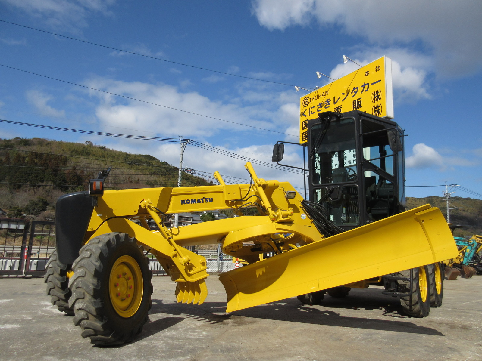 中古建設機械 中古 コマツ KOMATSU モーターグレーダー アーティキュレート式 GD405A-3