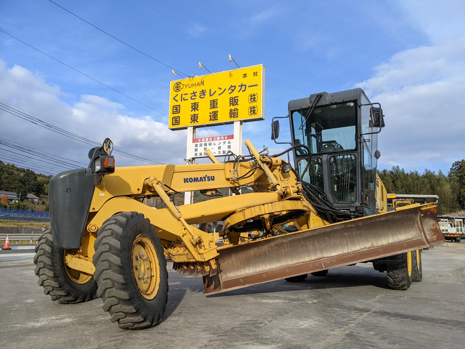 中古建設機械 中古 コマツ KOMATSU モーターグレーダー アーティキュレート式 GD405A-3