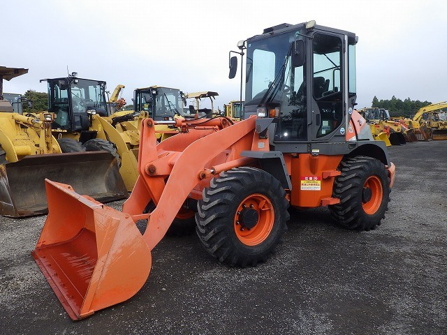 中古建設機械 中古 日立建機 ホイール・ローダ １．０立米以上 ZW80 写真